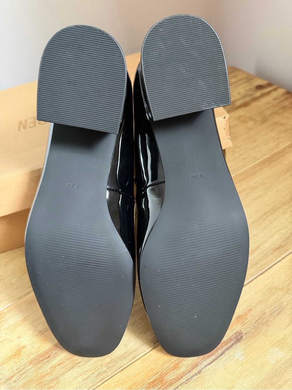 Steve Madden Black Patent Mary Jane Block Heels - Picture 5 of 7